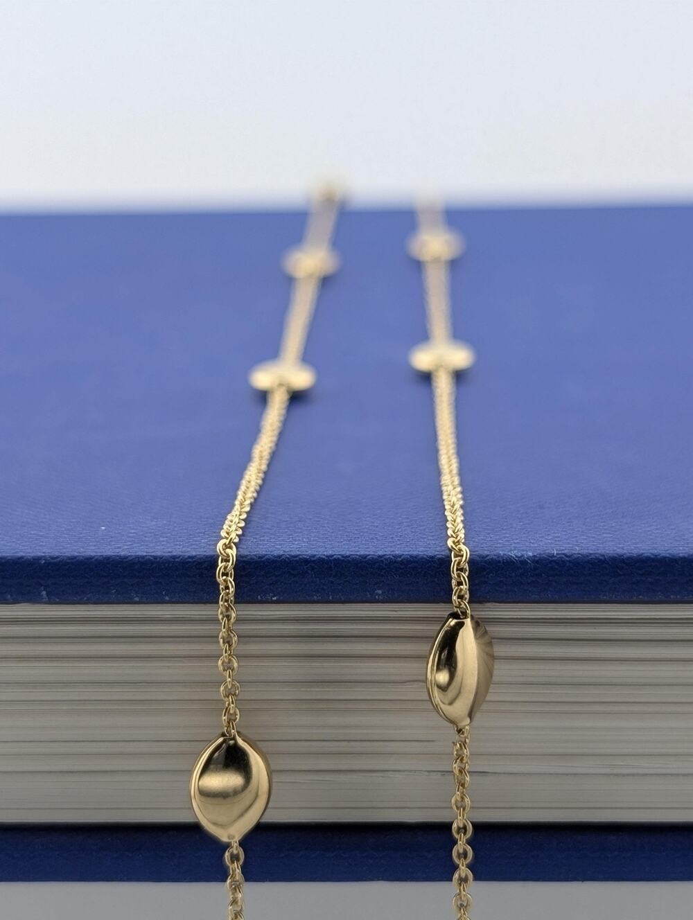 14k Gold Chain Necklace with Oval & Round Stations 36.5cm - 4.8g